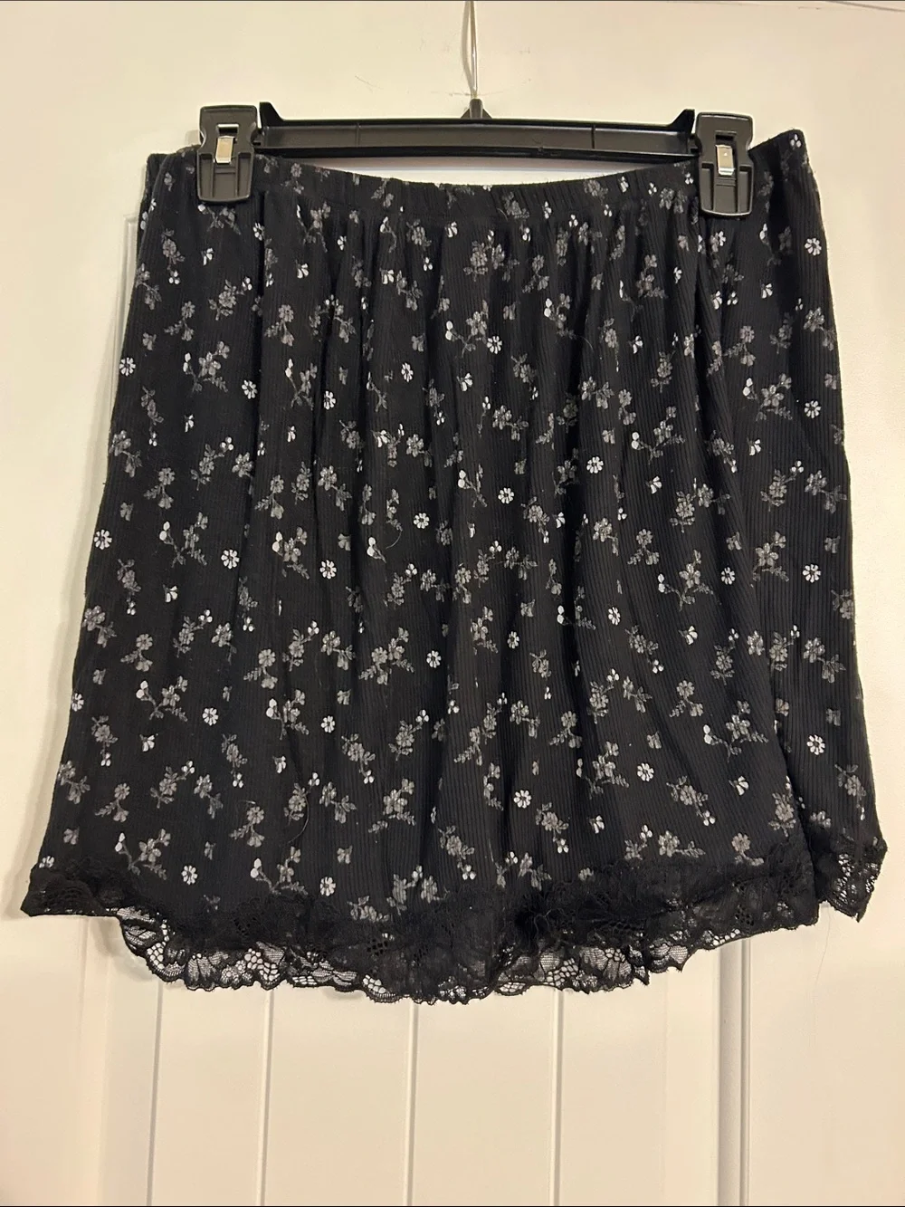 aerie Black Floral Lace-Trim Sleep Shorts